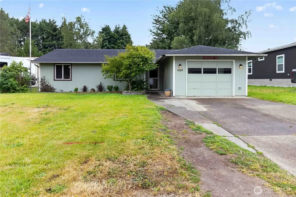 4737 Pennsylvania Street Longview WA 98632