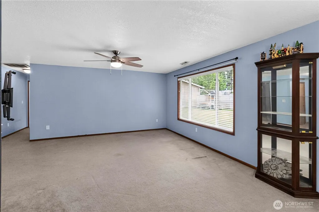 4737 Pennsylvania Street Longview WA 98632
