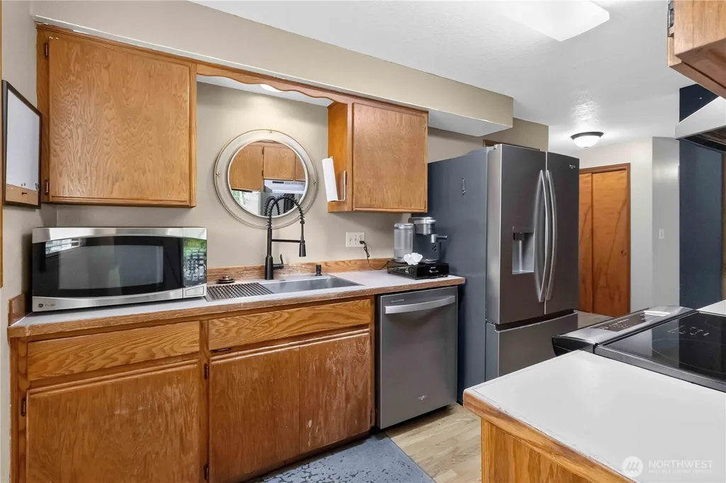 4737 Pennsylvania Street Longview WA 98632