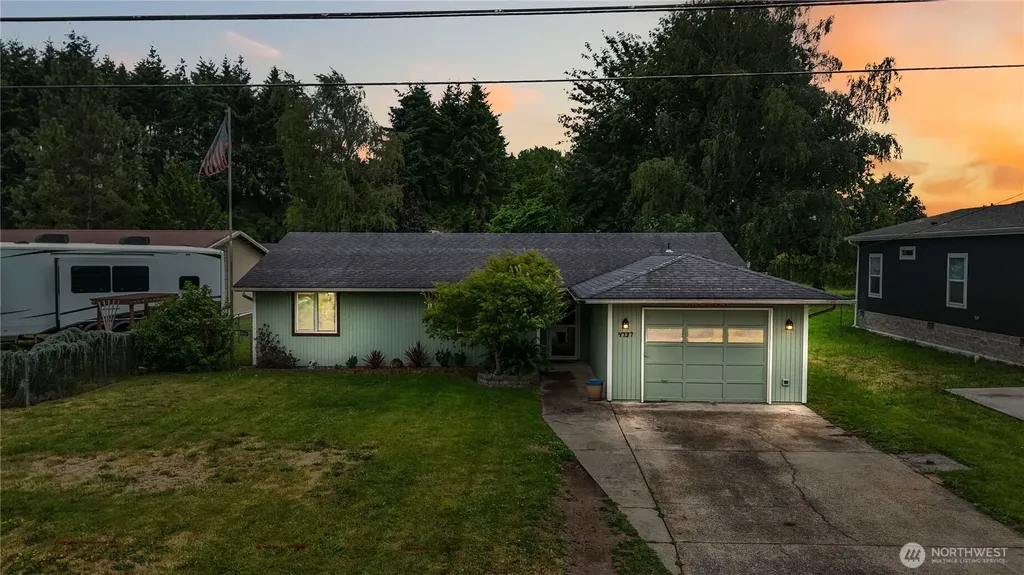 4737 Pennsylvania Street Longview WA 98632