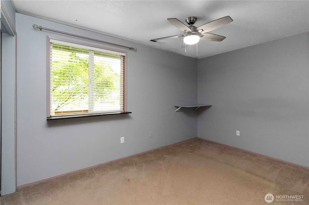 4737 Pennsylvania Street Longview WA 98632