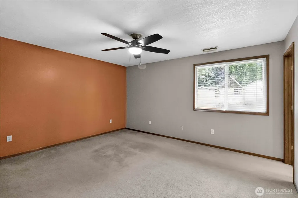4737 Pennsylvania Street Longview WA 98632