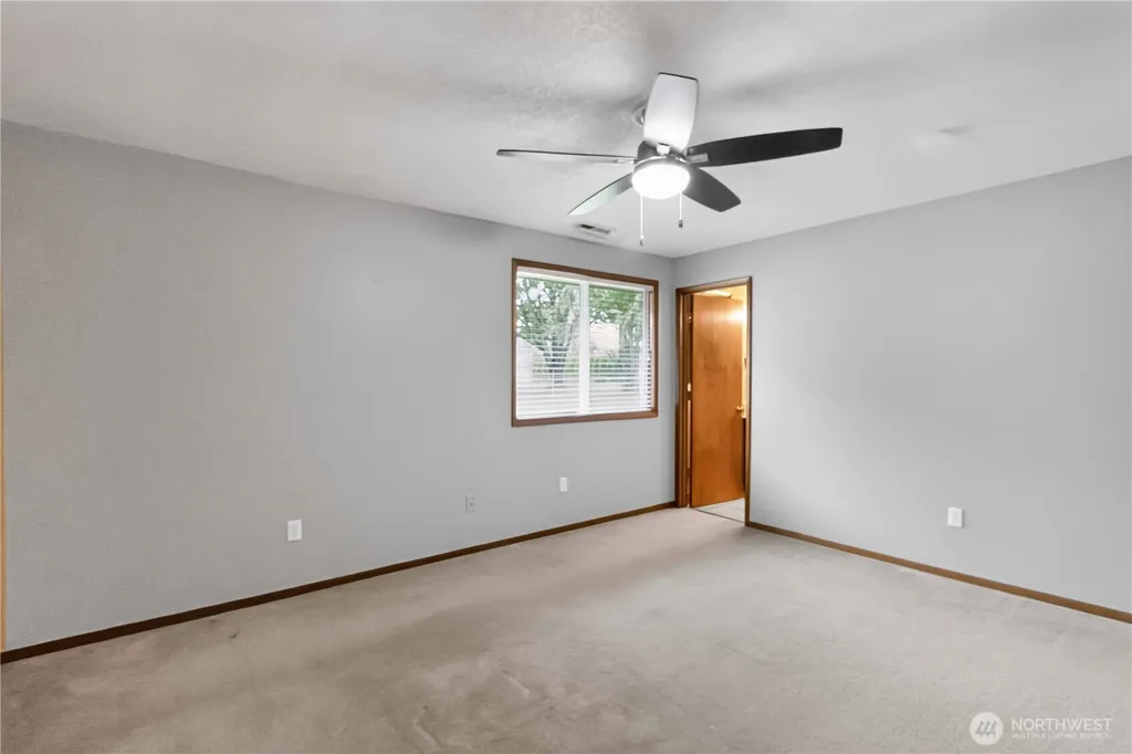 4737 Pennsylvania Street Longview WA 98632