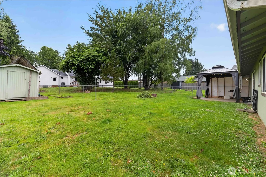 4737 Pennsylvania Street Longview WA 98632