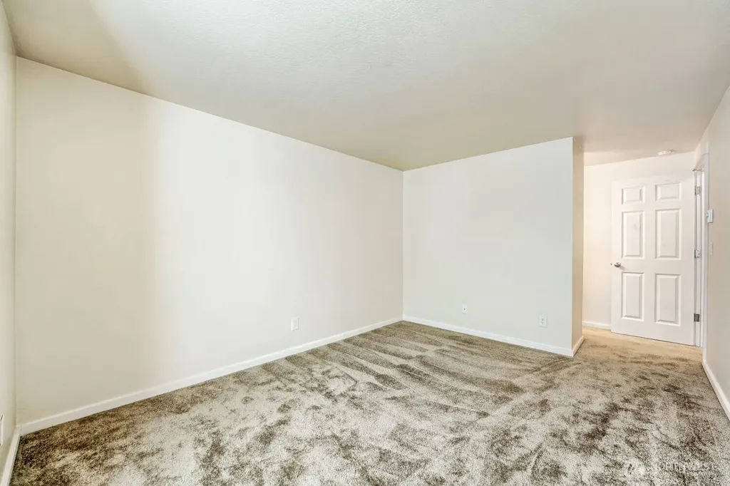 3811 130th Lane SE Bellevue WA 98006