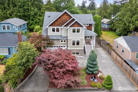 11034 Phinney Avenue N Seattle WA 98133