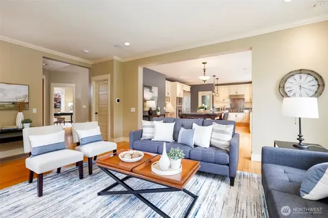 11034 Phinney Avenue N Seattle WA 98133