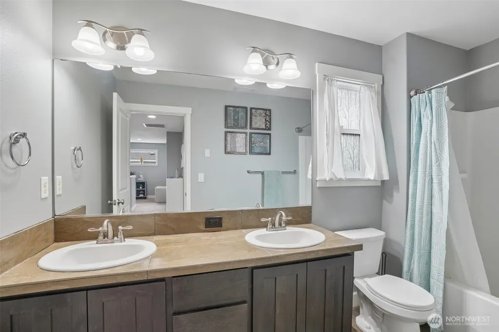 775 N 49 Avenue Ridgefield WA 98642