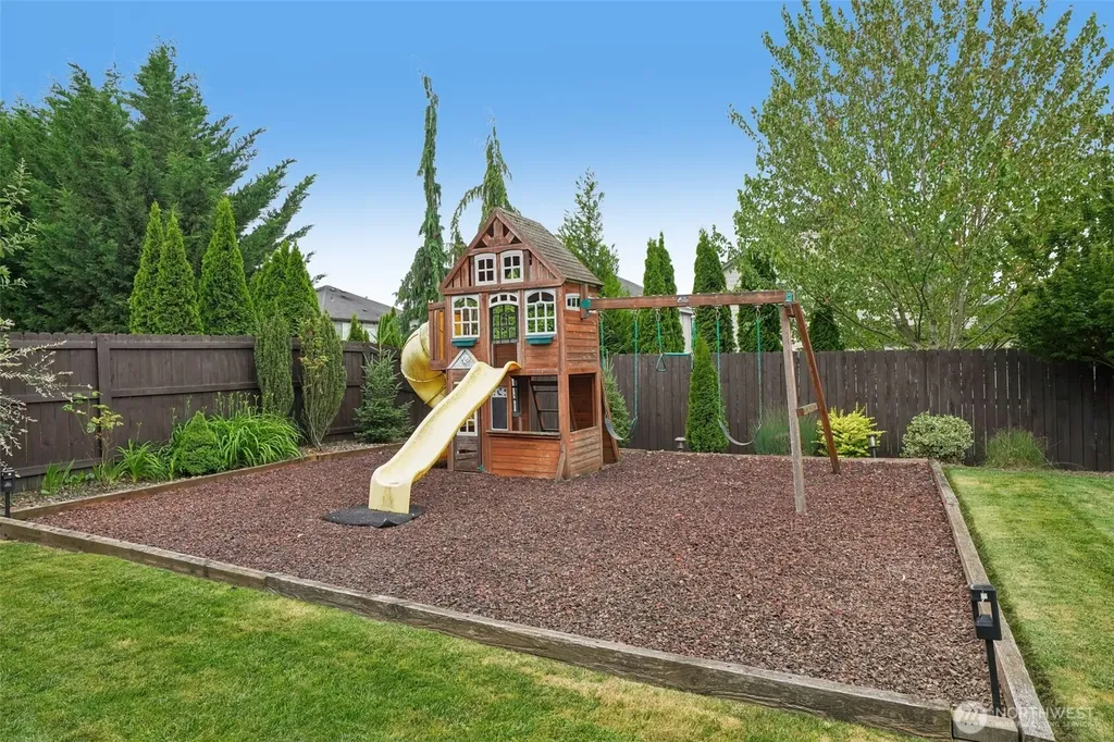 775 N 49 Avenue Ridgefield WA 98642