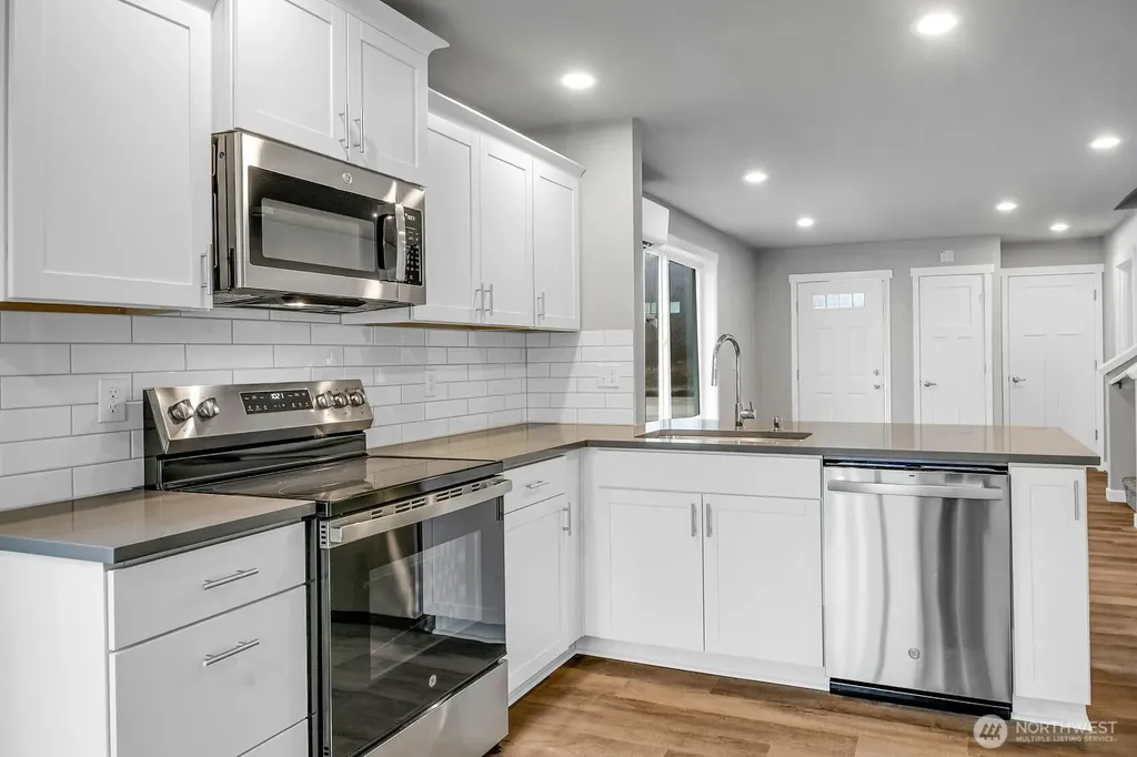 3712 NE 127 Junction Lake Stevens WA 98258