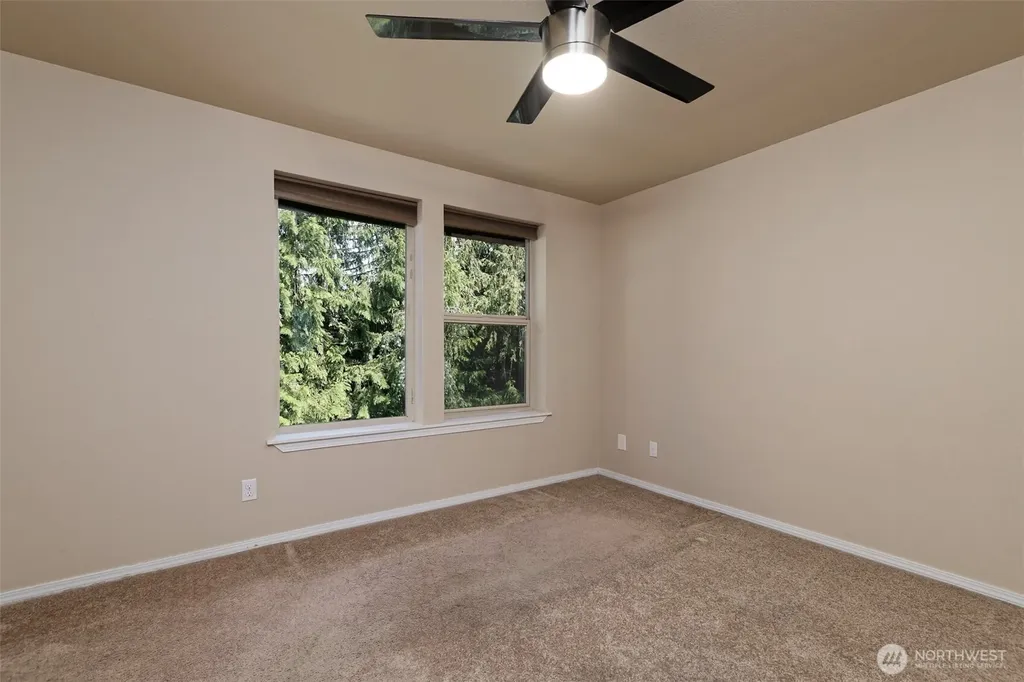 4701 NW Walgren Drive Silverdale WA 98383