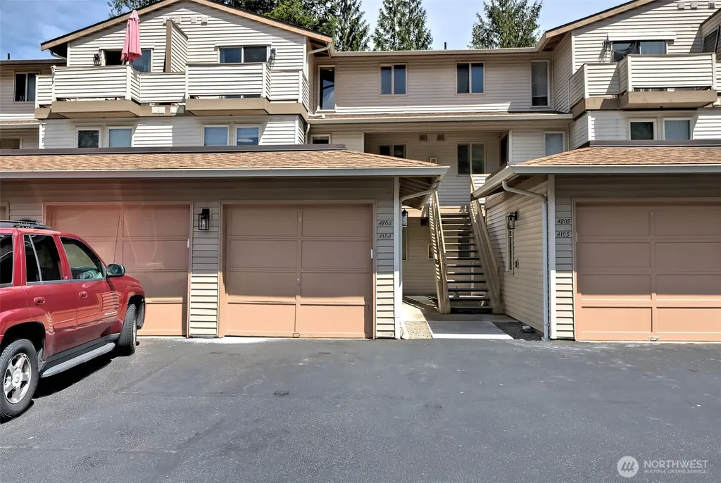 4701 NW Walgren Drive Silverdale WA 98383