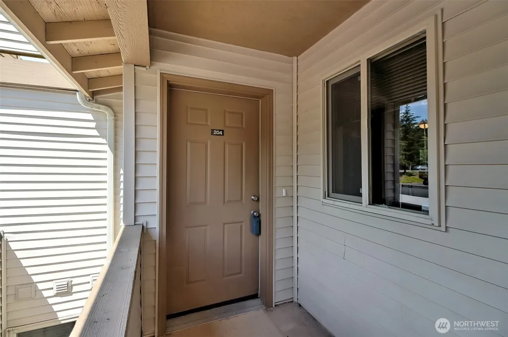 4701 NW Walgren Drive Silverdale WA 98383