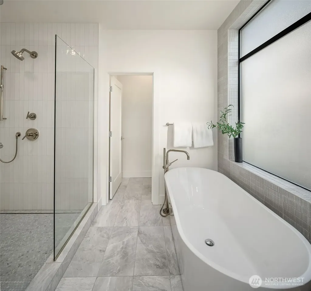 14351 NE 148th Place Woodinville WA 98072