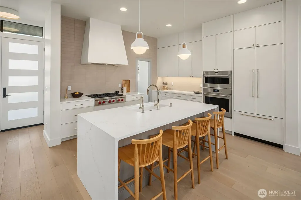 14351 NE 148th Place Woodinville WA 98072