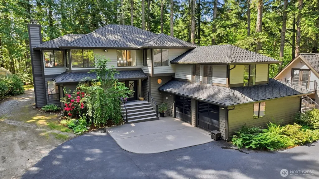 22429 SE 329th Avenue Black Diamond WA 98010