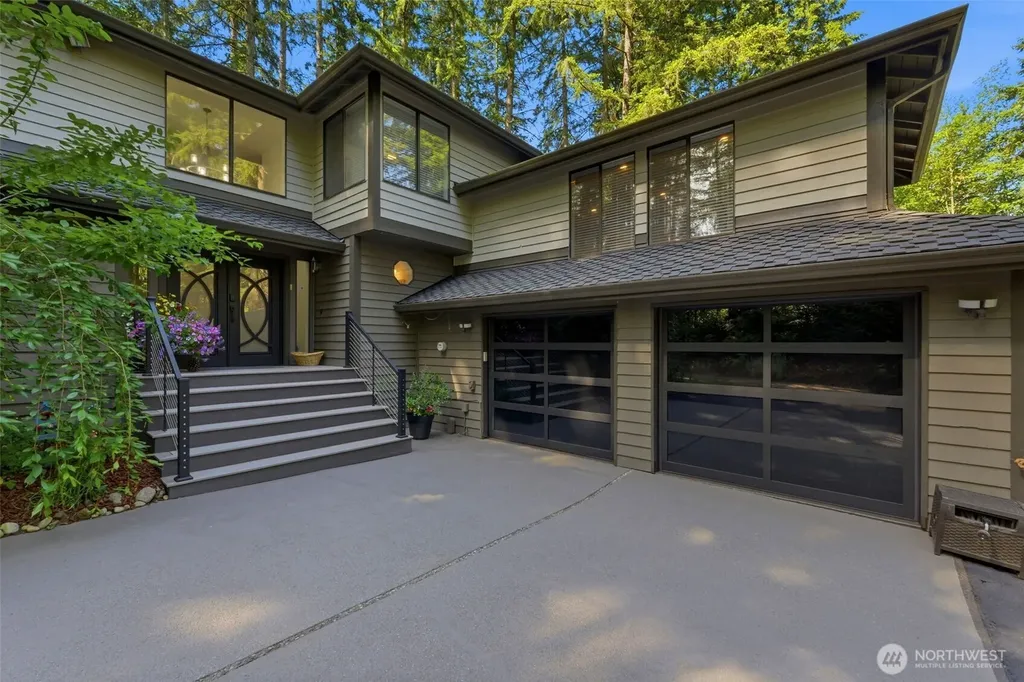 22429 SE 329th Avenue Black Diamond WA 98010