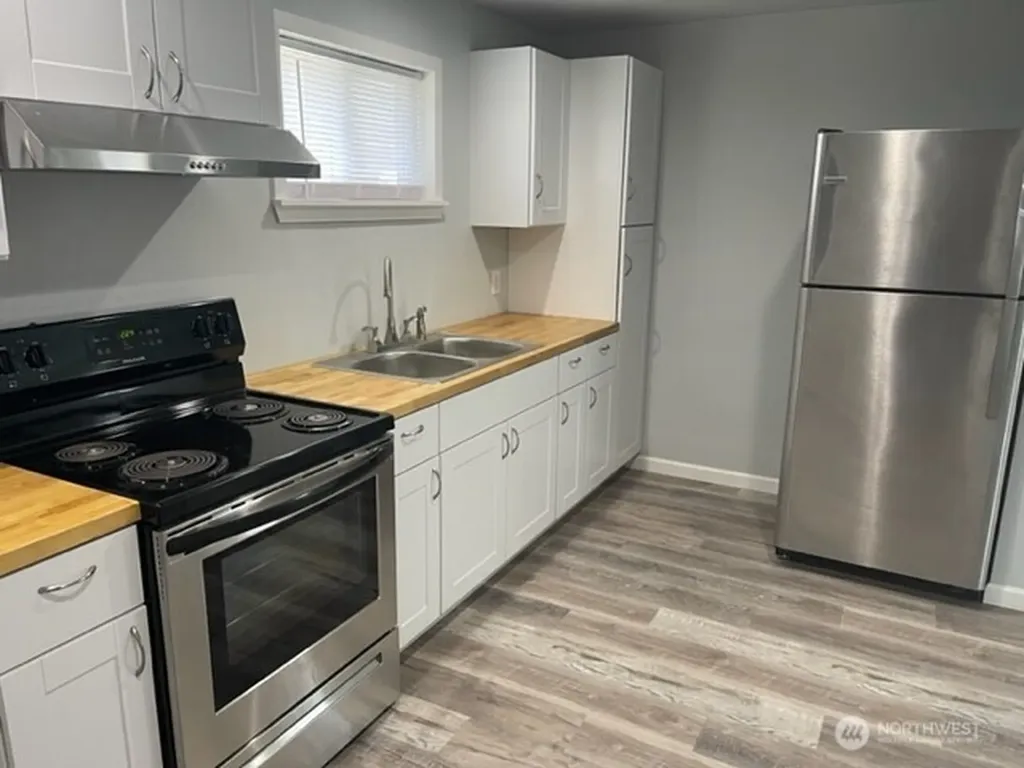 31 F Street NW Ephrata WA 98823