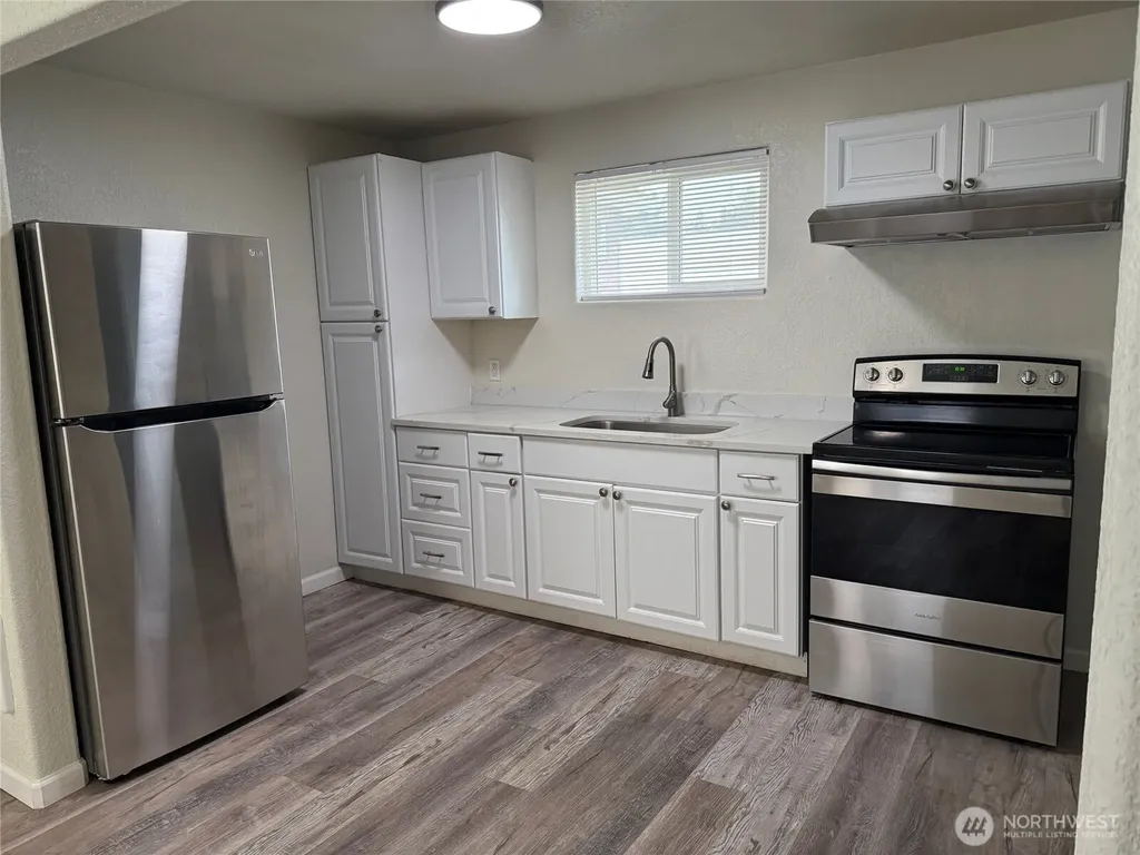 31 F Street NW Ephrata WA 98823