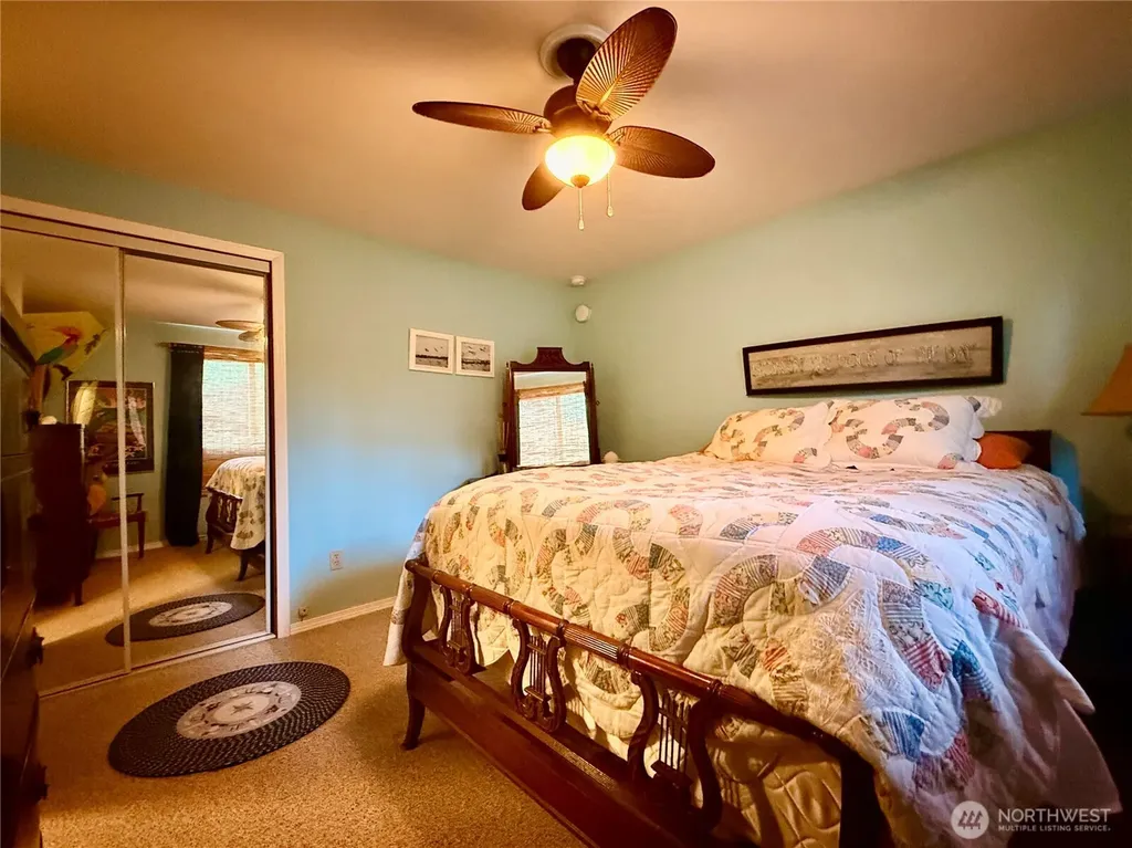 504 Duck Lake Drive SE Ocean Shores WA 98569