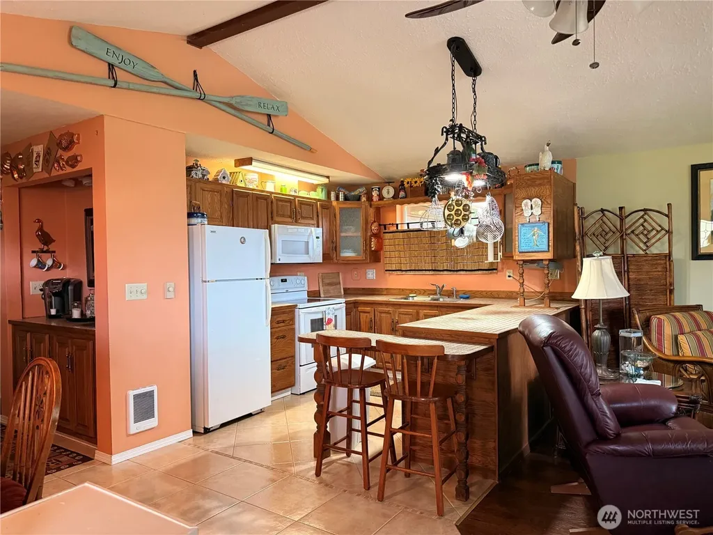 504 Duck Lake Drive SE Ocean Shores WA 98569