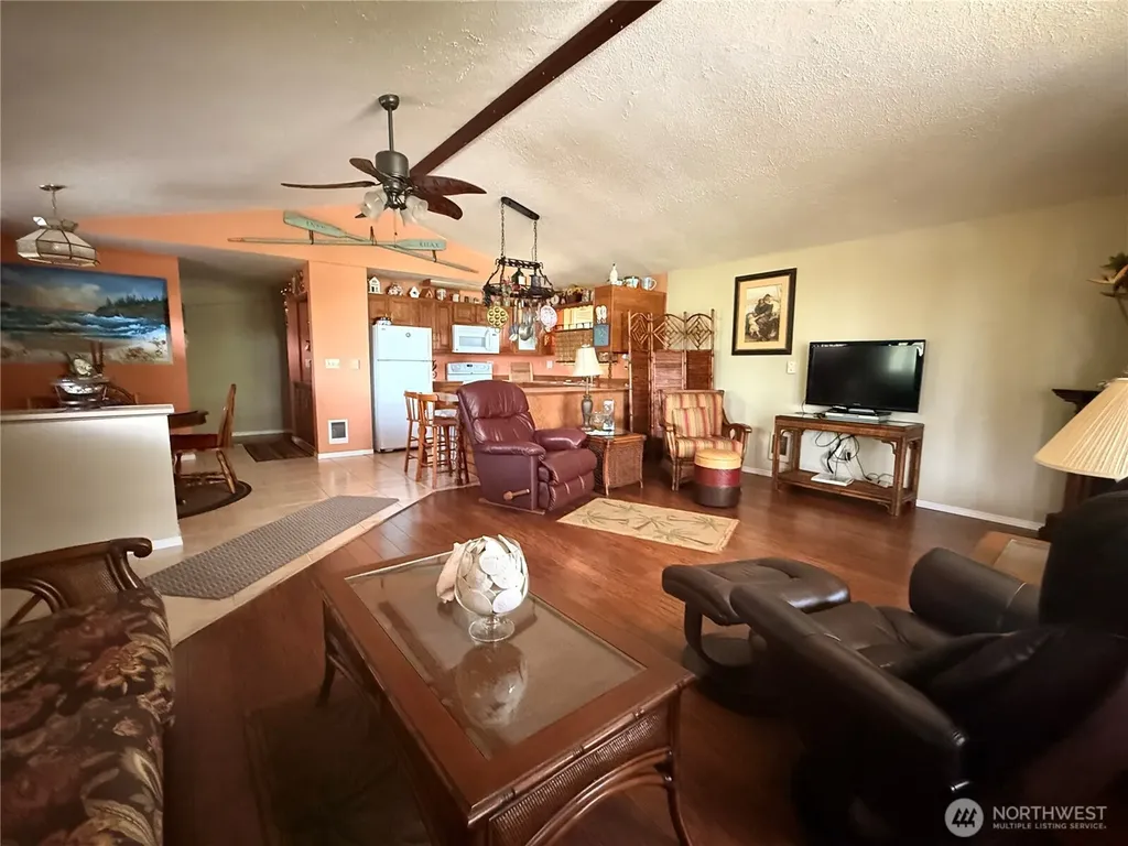 504 Duck Lake Drive SE Ocean Shores WA 98569