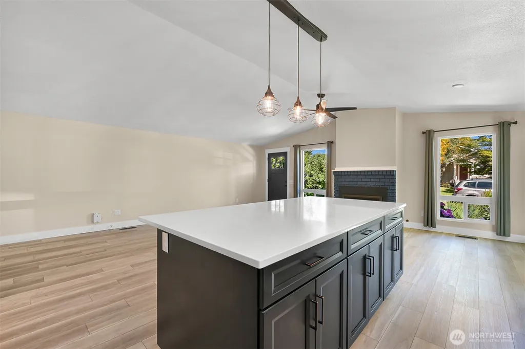 2505 Cherry Street Bellingham WA 98225