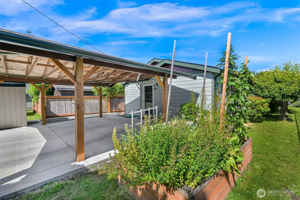 2505 Cherry Street Bellingham WA 98225
