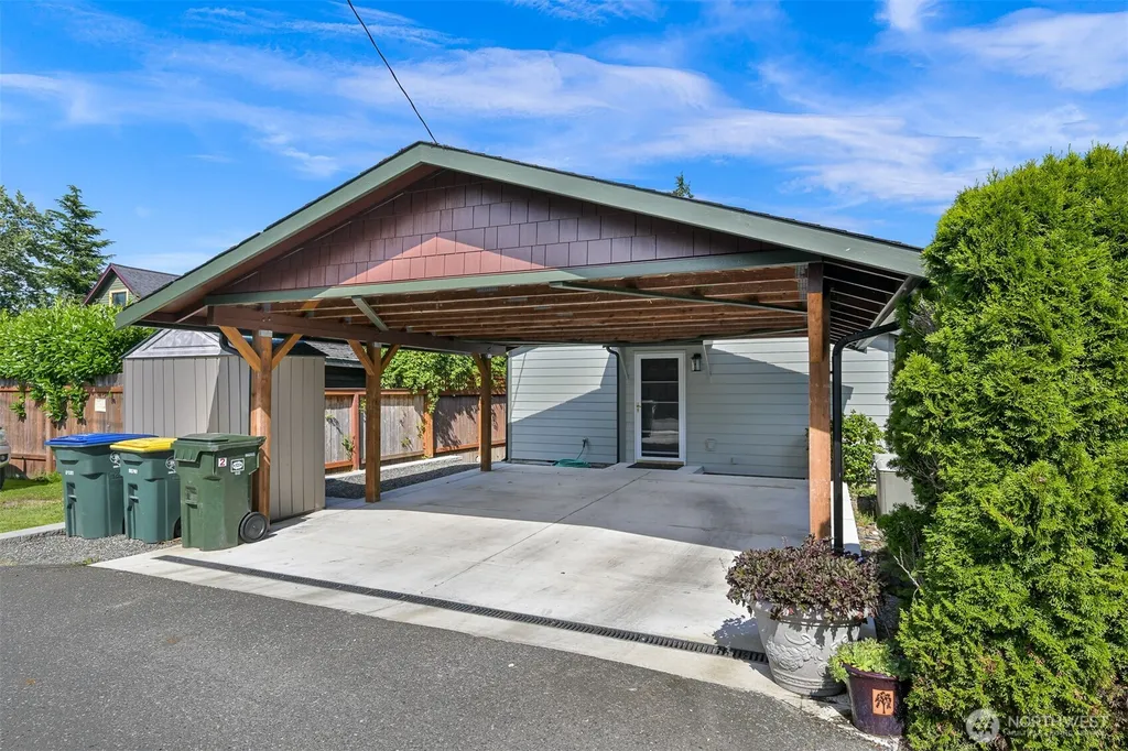 2505 Cherry Street Bellingham WA 98225