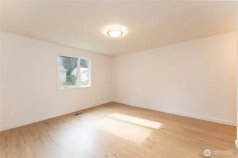 12716 NE 120th Street Kirkland WA 98034