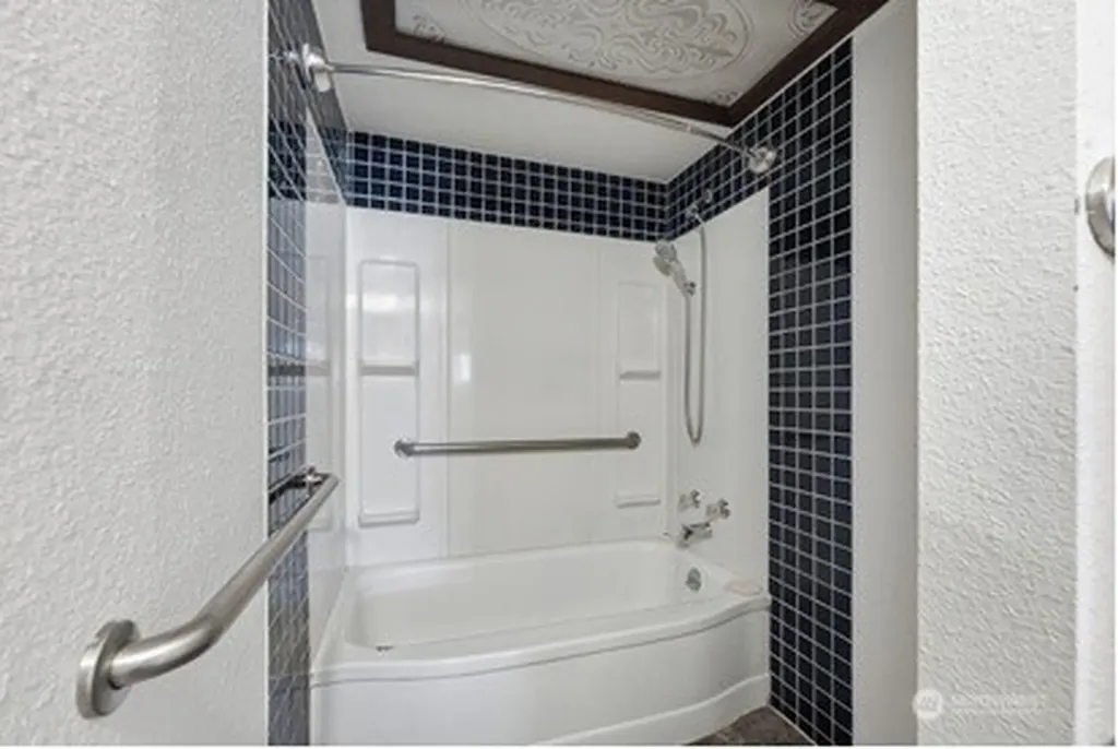 310 E 3rd Avenue Kennewick WA 99336
