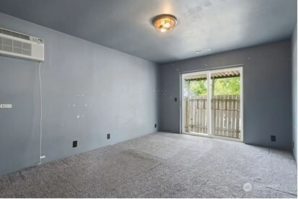 310 E 3rd Avenue Kennewick WA 99336