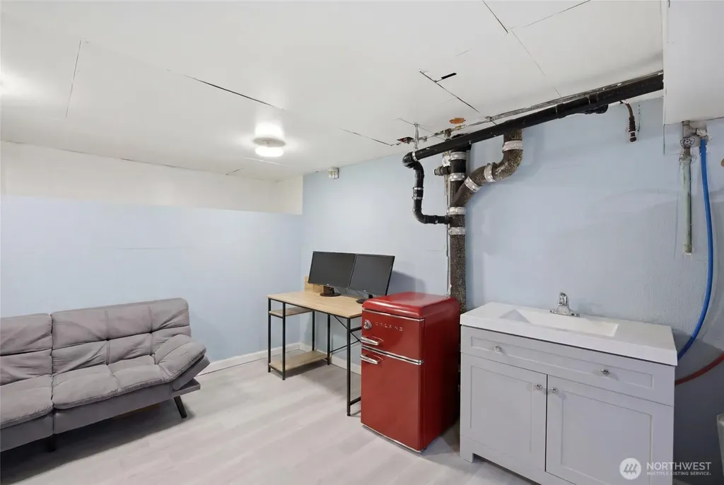 119 Washington Place Electric City WA 99123
