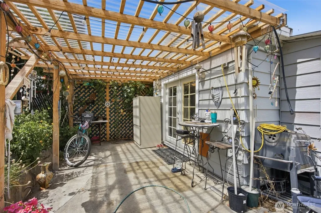 119 Washington Place Electric City WA 99123