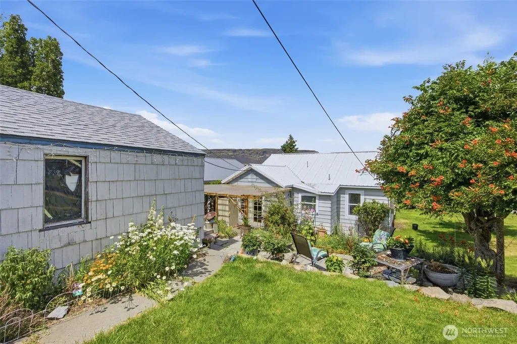 119 Washington Place Electric City WA 99123