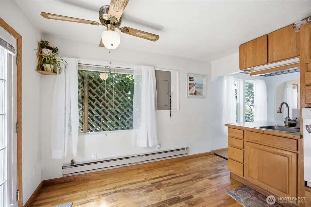 119 Washington Place Electric City WA 99123