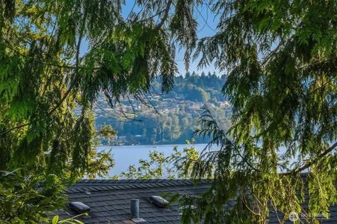 7118 NE 118th Street Kirkland WA 98034