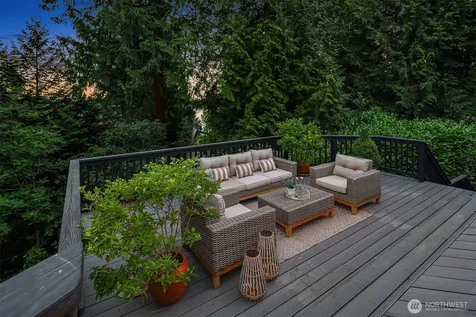 7118 NE 118th Street Kirkland WA 98034