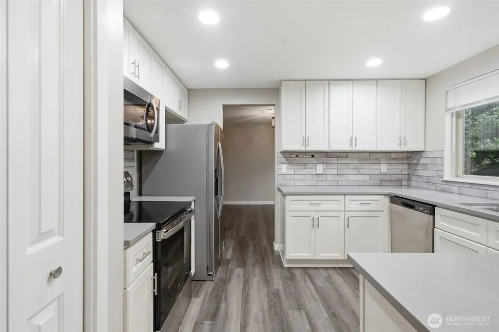 1435 SE Vallair Court Port Orchard WA 98366