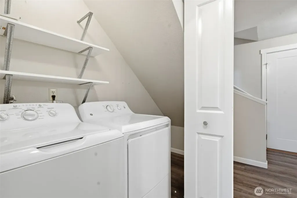 1435 SE Vallair Court Port Orchard WA 98366