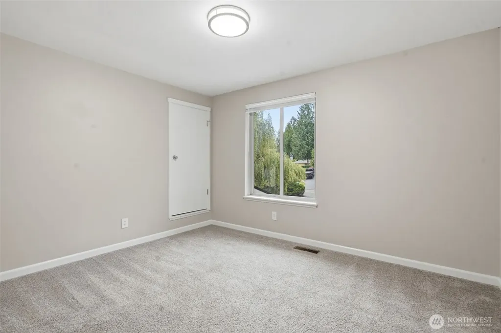 1435 SE Vallair Court Port Orchard WA 98366