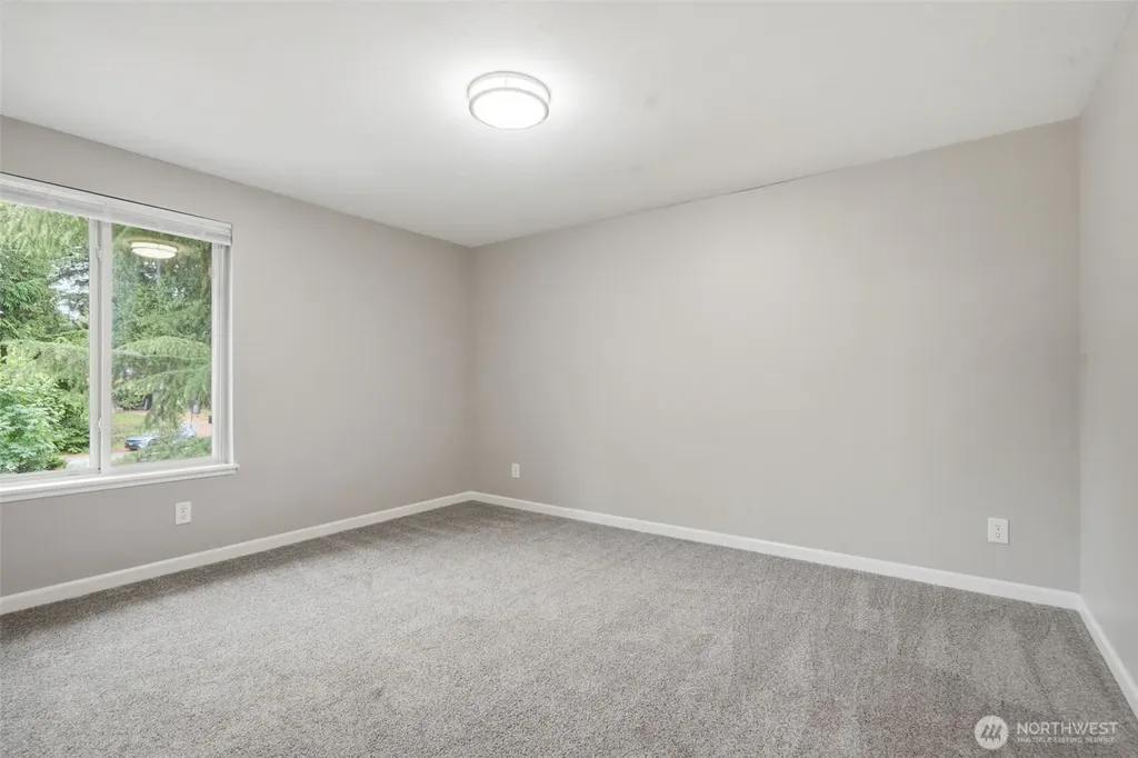 1435 SE Vallair Court Port Orchard WA 98366