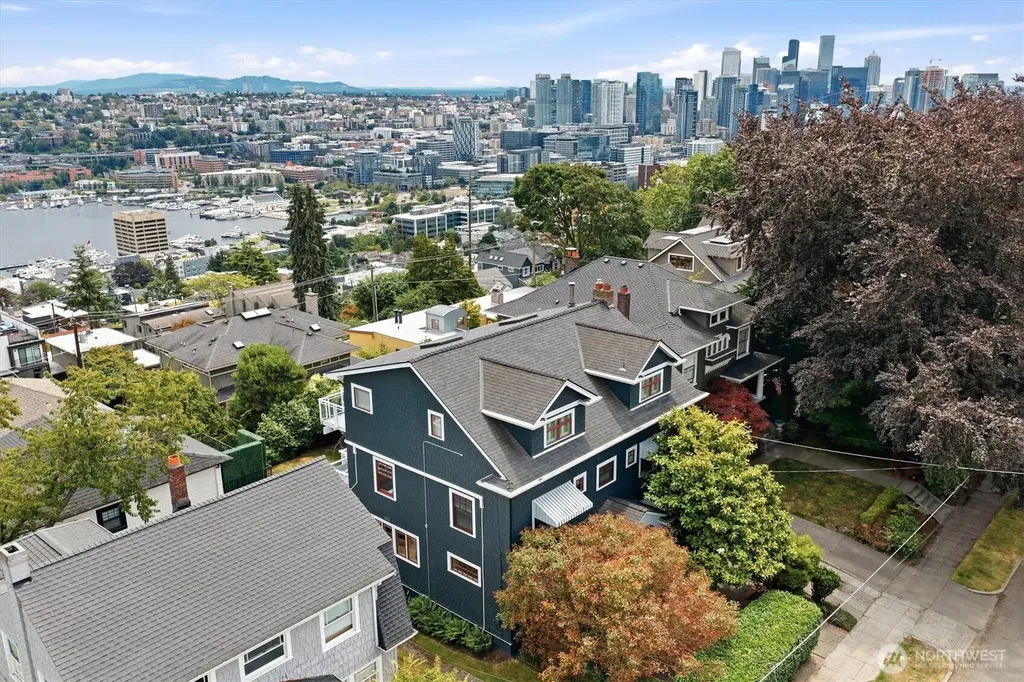 1518 4th Avenue N Seattle WA 98109