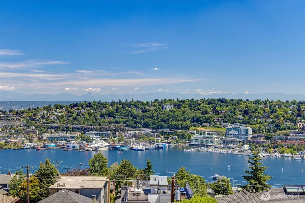 1518 4th Avenue N Seattle WA 98109