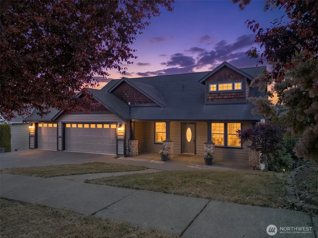 2110 26th Place SE Puyallup WA 98372