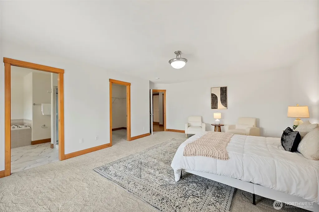 2110 26th Place SE Puyallup WA 98372