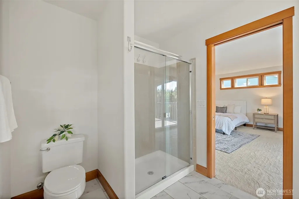 2110 26th Place SE Puyallup WA 98372