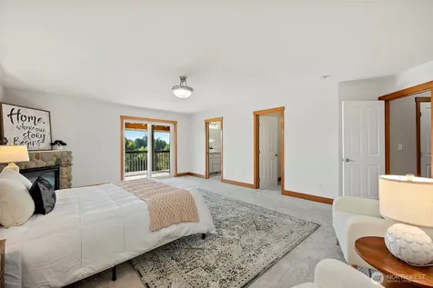 2110 26th Place SE Puyallup WA 98372