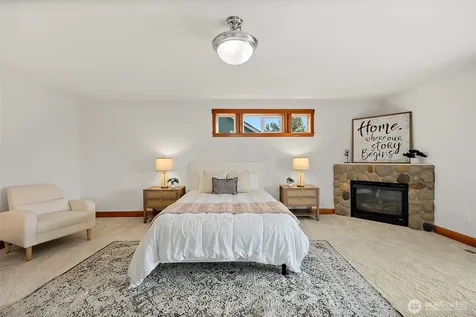2110 26th Place SE Puyallup WA 98372