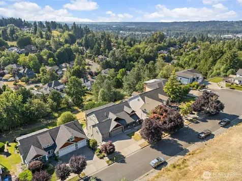 2110 26th Place SE Puyallup WA 98372